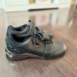 Men’s TYR TYRFORCE elite carbon lifter